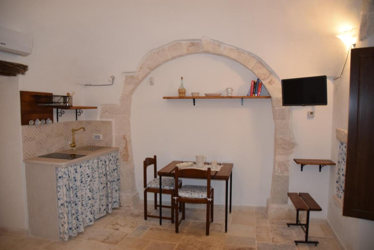 Trulli Don Pietro Guest House Castellana Grotte Exterior photo