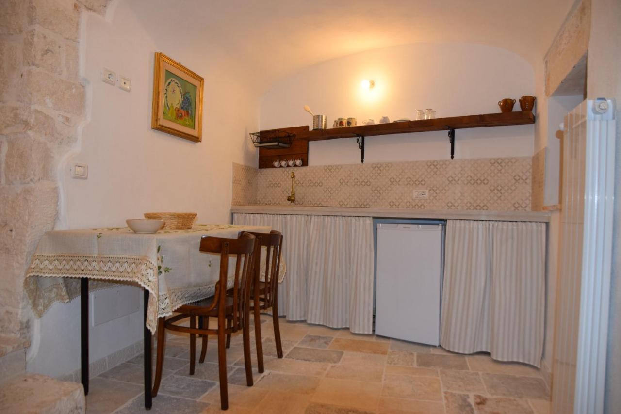 Trulli Don Pietro Guest House Castellana Grotte Exterior photo