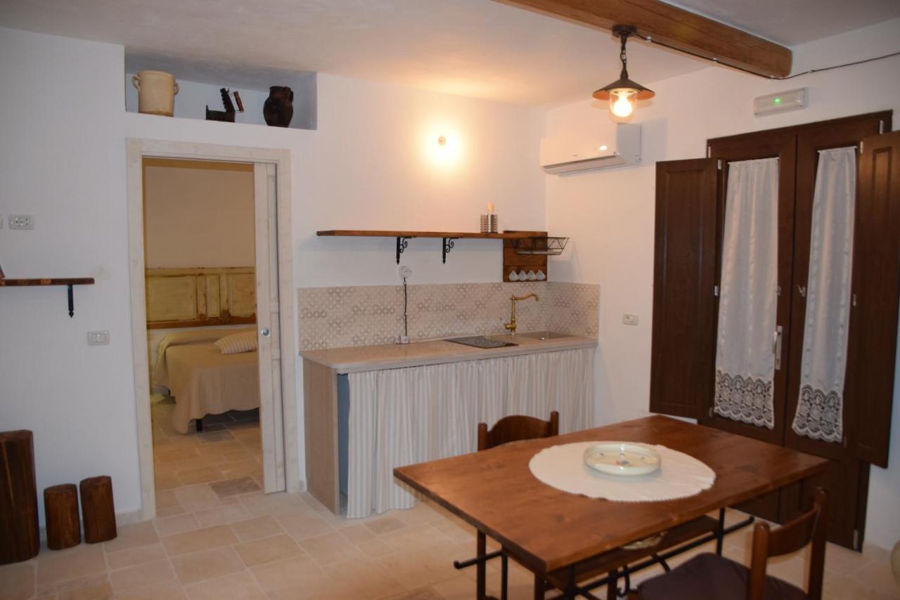 Trulli Don Pietro Guest House Castellana Grotte Exterior photo